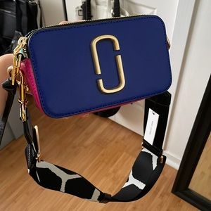 The snapshot Marc Jacob’s bag with strap